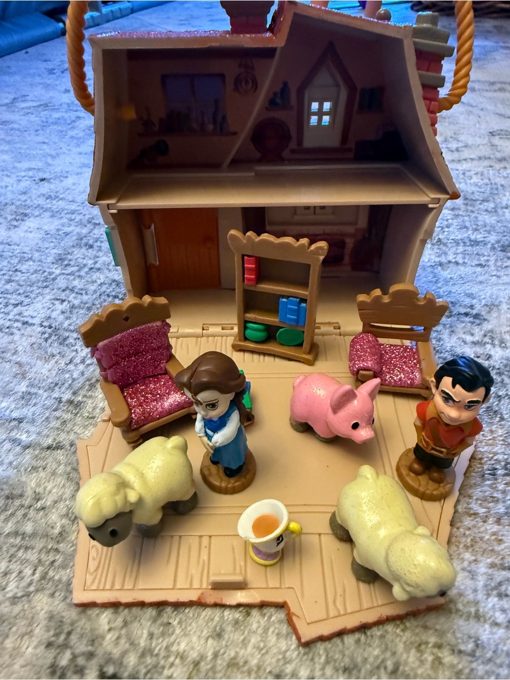 Disney Belle Animator house and figures